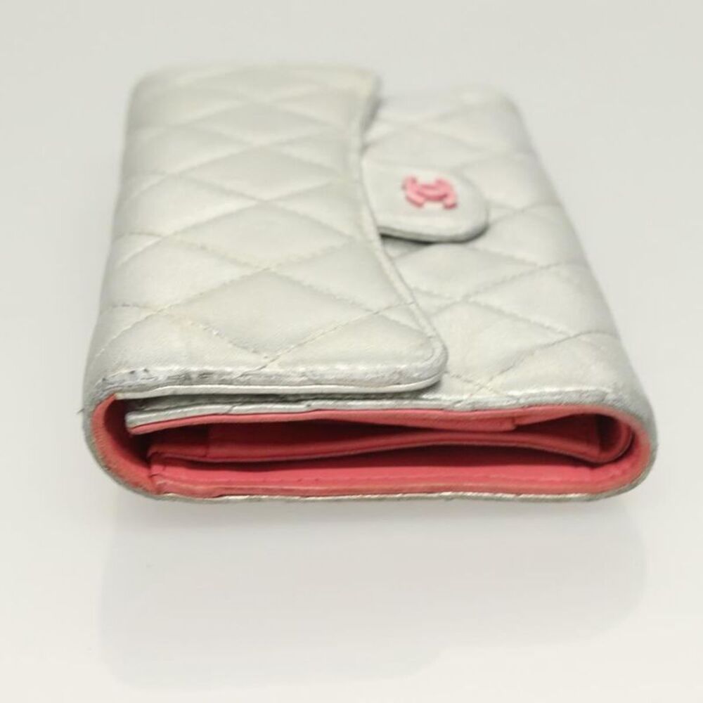 Chanel Classic Flap Silver Leather Wallet  (Pre-Owned) - Picture 4 of 16
